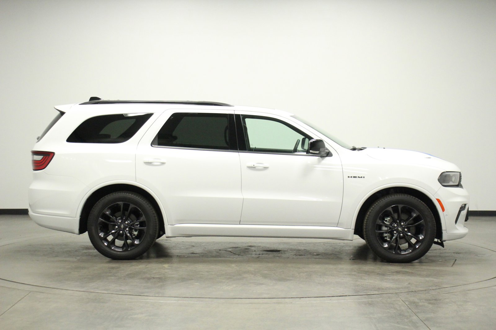 Used 2023 Dodge Durango R/T with VIN 1C4SDJCT5PC677711 for sale in Pontiac, IL