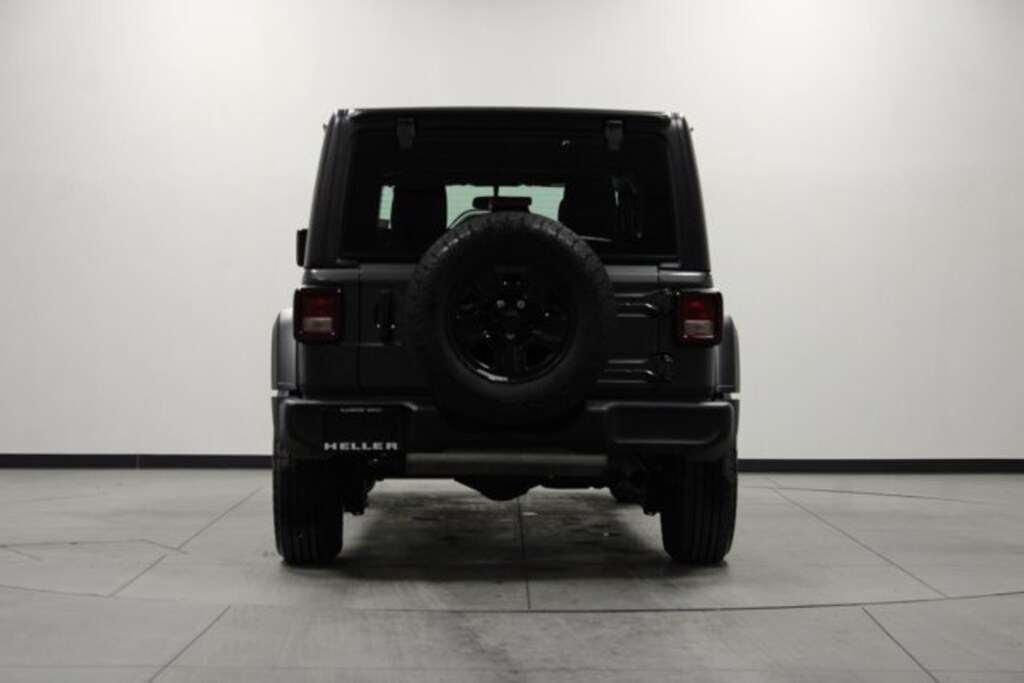 Used 2025 Jeep Wrangler Sport SUV