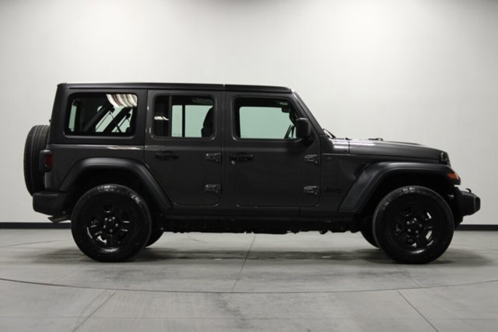 Used 2025 Jeep Wrangler Sport SUV