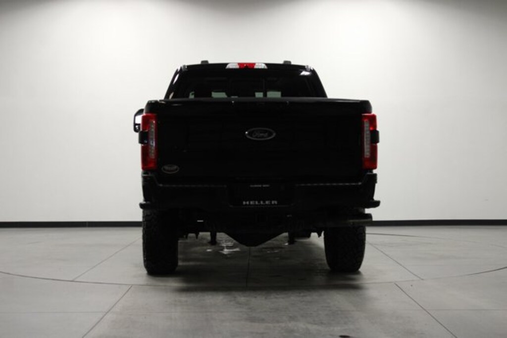 Used 2023 Ford F-250 Lariat Crew Cab