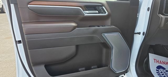 2025 GMC Sierra 3500HD Denali - Photo 8
