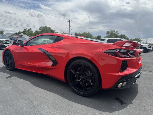 2021 Chevrolet Corvette Stingray 2LT photo 3