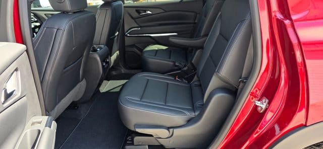 2026 Chevrolet Traverse LT - Photo 11