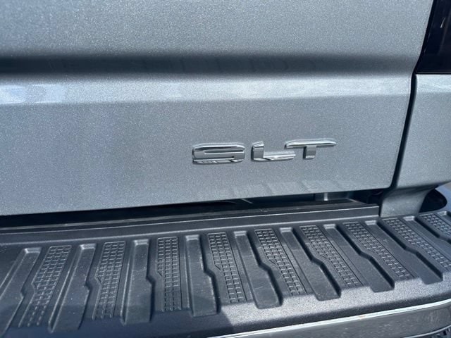 2025 GMC Sierra 1500 SLT - Photo 6