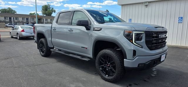 2024 GMC Sierra Elevation 4WD Crew Cab Standard Box's photo