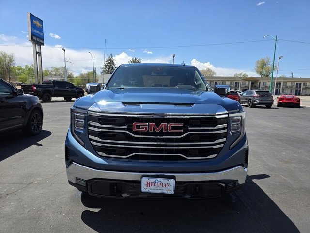 2024 Gmc Sierra 1500 SLT photo 2