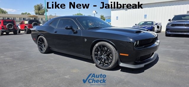 2023 Dodge Challenger SRT's photo