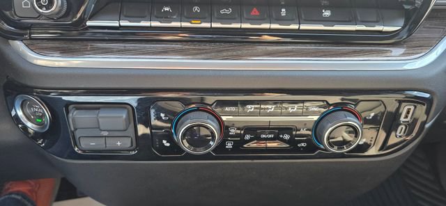 2025 Chevrolet Silverado 1500 LT - Photo 21