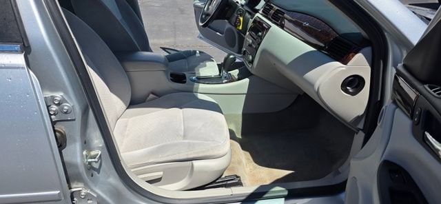 2012 Chevrolet Impala 2FL - Photo 15