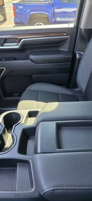2024 Chevrolet Silverado 3500HD LT - Photo 23