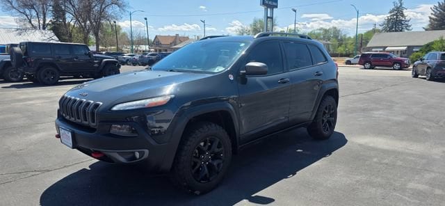 Used 2017 Jeep Cherokee Trailhawk with VIN 1C4PJMBS2HW639538 for sale in Delta, CO