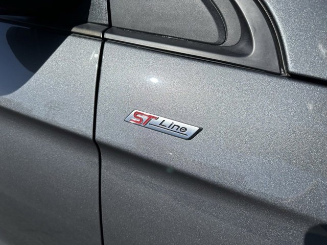 2024 Ford Edge SEL photo 2