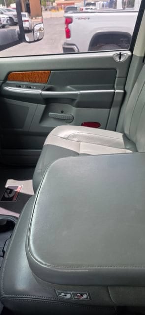 2006 Dodge Ram 3500 Pickup Laramie - Photo 24
