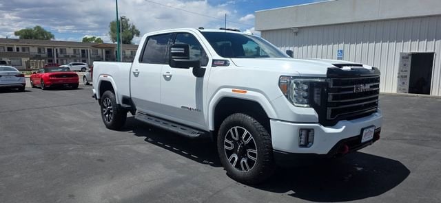 2023 GMC Sierra AT4 4WD Crew Cab Standard Box's photo