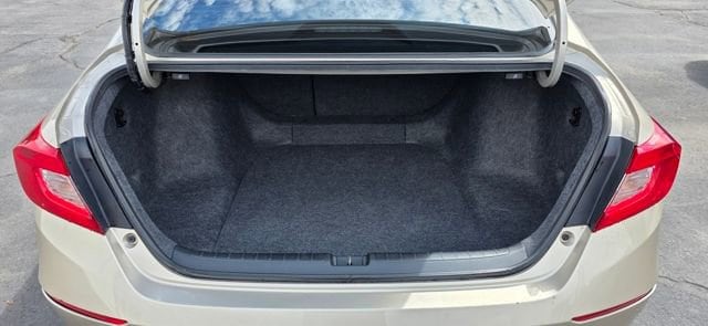2020 Honda Accord EX - Photo 7