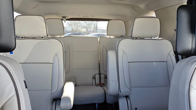 2024 GMC Yukon Denali - Photo 31