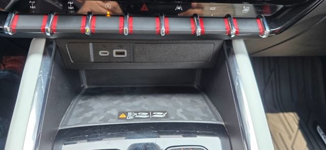 2024 GMC Canyon AT4X - Photo 21