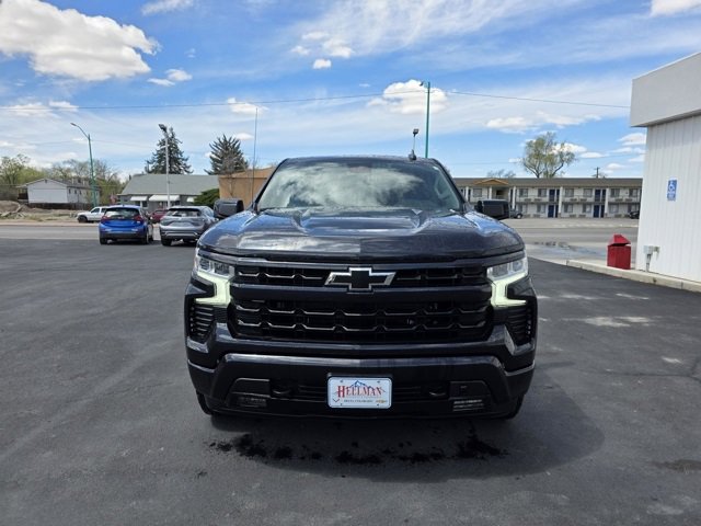 2023 Chevrolet Silverado 1500 RST photo 2