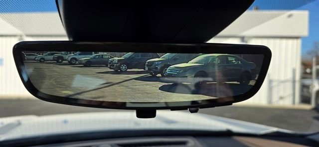 2024 GMC Yukon Denali - Photo 29