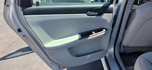 2012 Chevrolet Impala 2FL - Photo 10