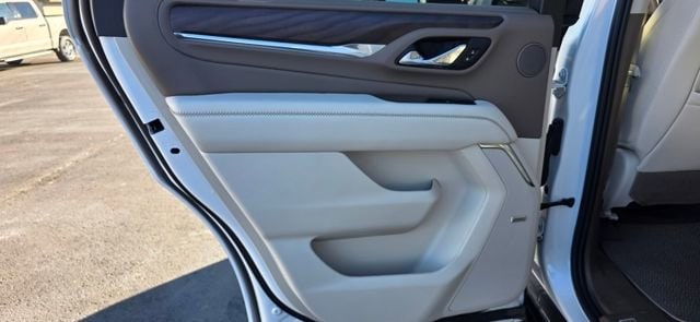 2024 GMC Yukon Denali - Photo 11