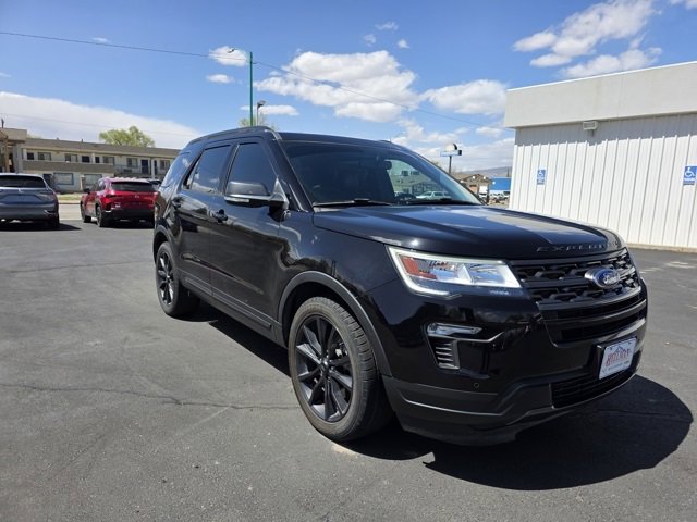 2019 Ford Explorer XLT photo 2