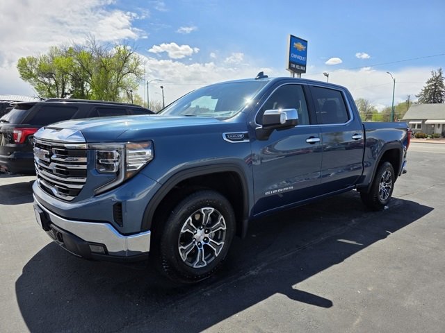 2024 Gmc Sierra 1500 SLT photo 3