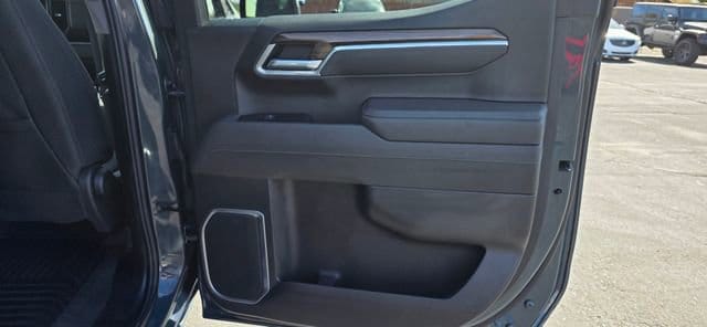 2025 Chevrolet Silverado 1500 LT - Photo 12