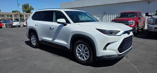 2025 Toyota Grand Highlander's photo