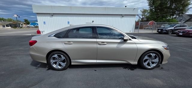 2020 Honda Accord EX - Photo 6
