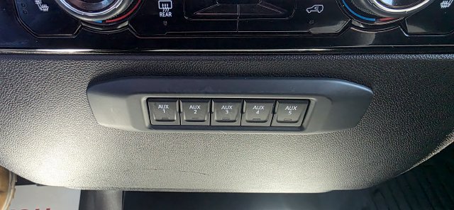 2024 Chevrolet Silverado 3500HD LT - Photo 21