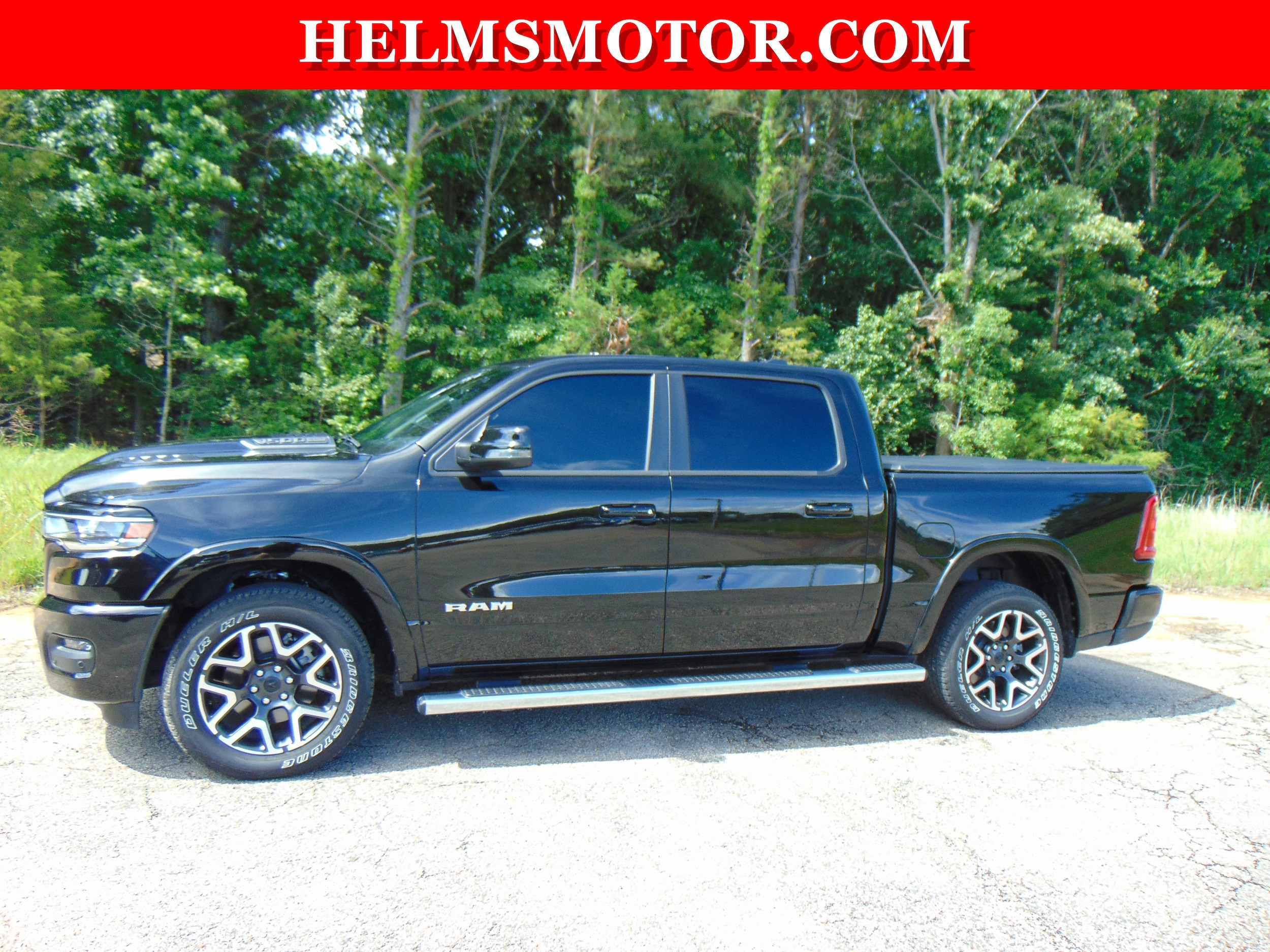 2025 RAM 1500 Laramie 4x4 Crew Cab 5'7's photo