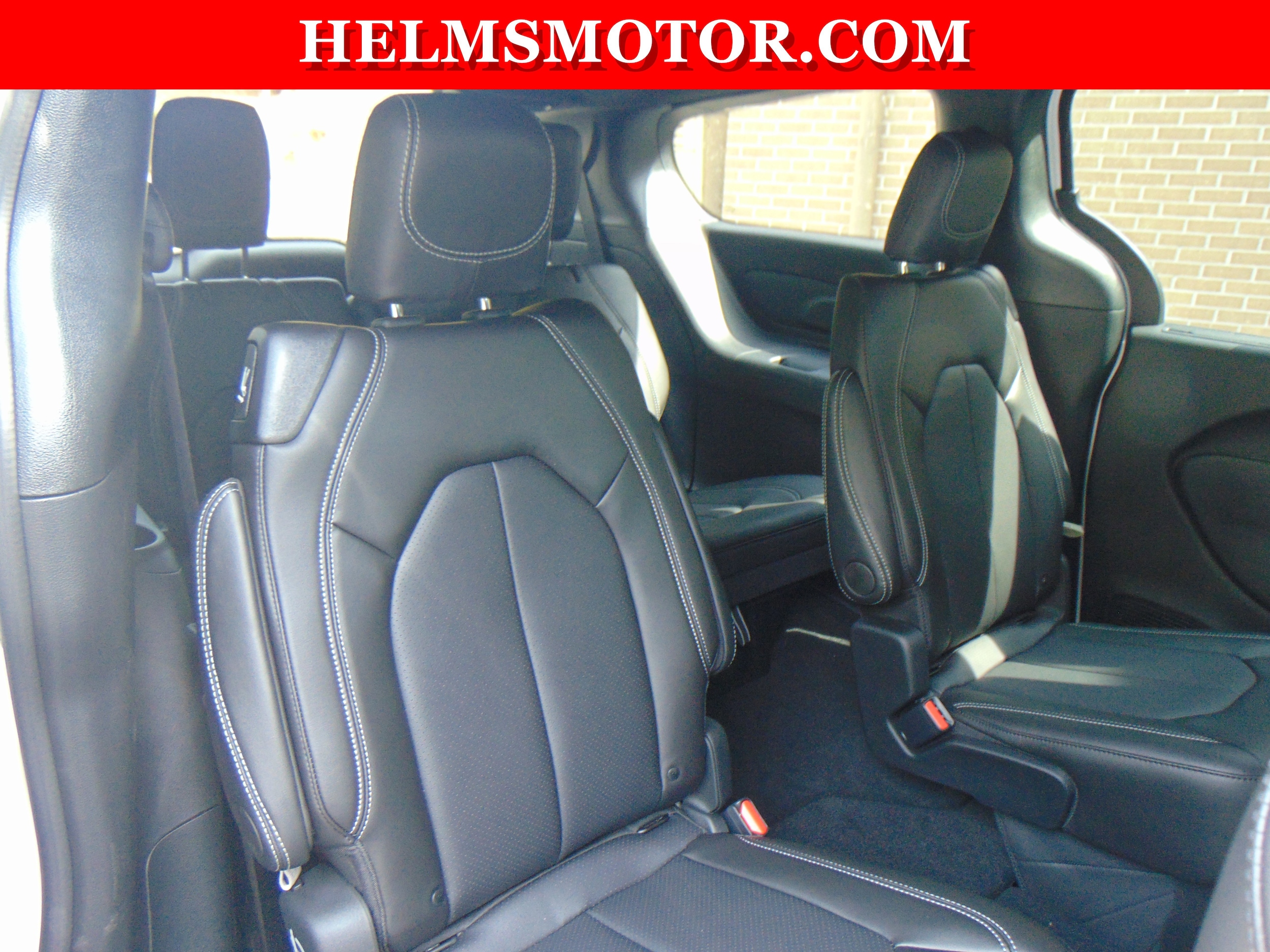 2026 Chrysler Pacifica Select - Photo 39