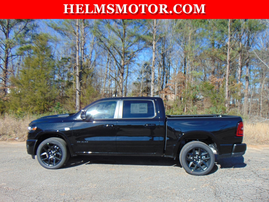 New 2026 Ram 1500 LARAMIE CREW CAB 4X4 5'7 BOX Pickup