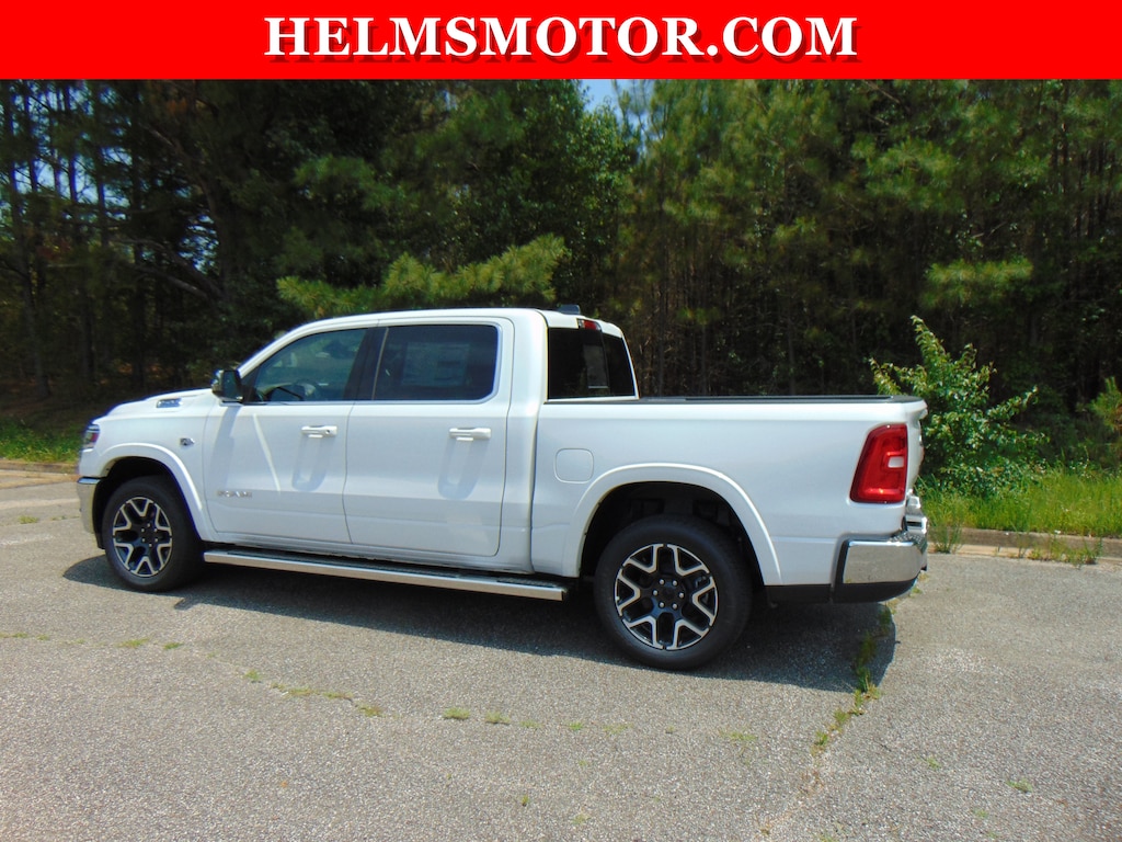 New 2026 Ram 1500 LARAMIE CREW CAB 4X4 5'7 BOX Pickup