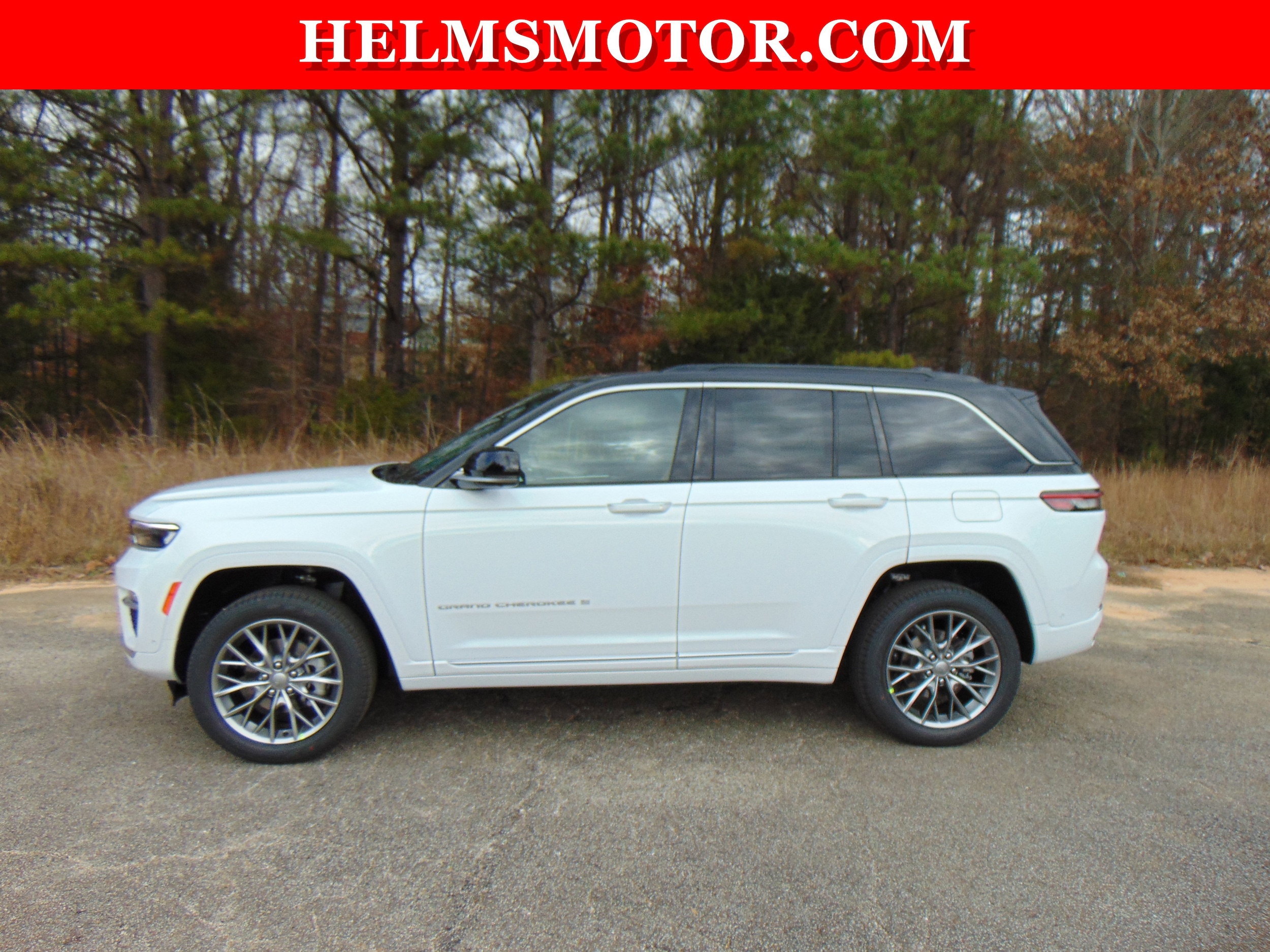 2025 Jeep Grand Cherokee Summit's photo