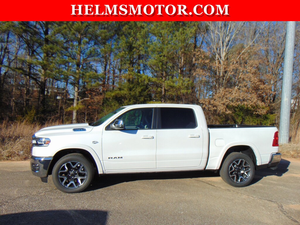 New 2026 Ram 1500 LARAMIE CREW CAB 4X4 5'7 BOX Pickup