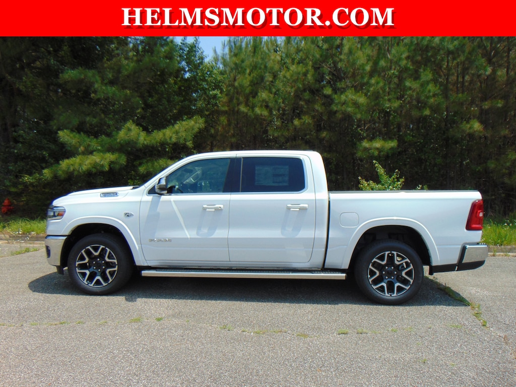 New 2026 Ram 1500 LARAMIE CREW CAB 4X4 5'7 BOX Pickup