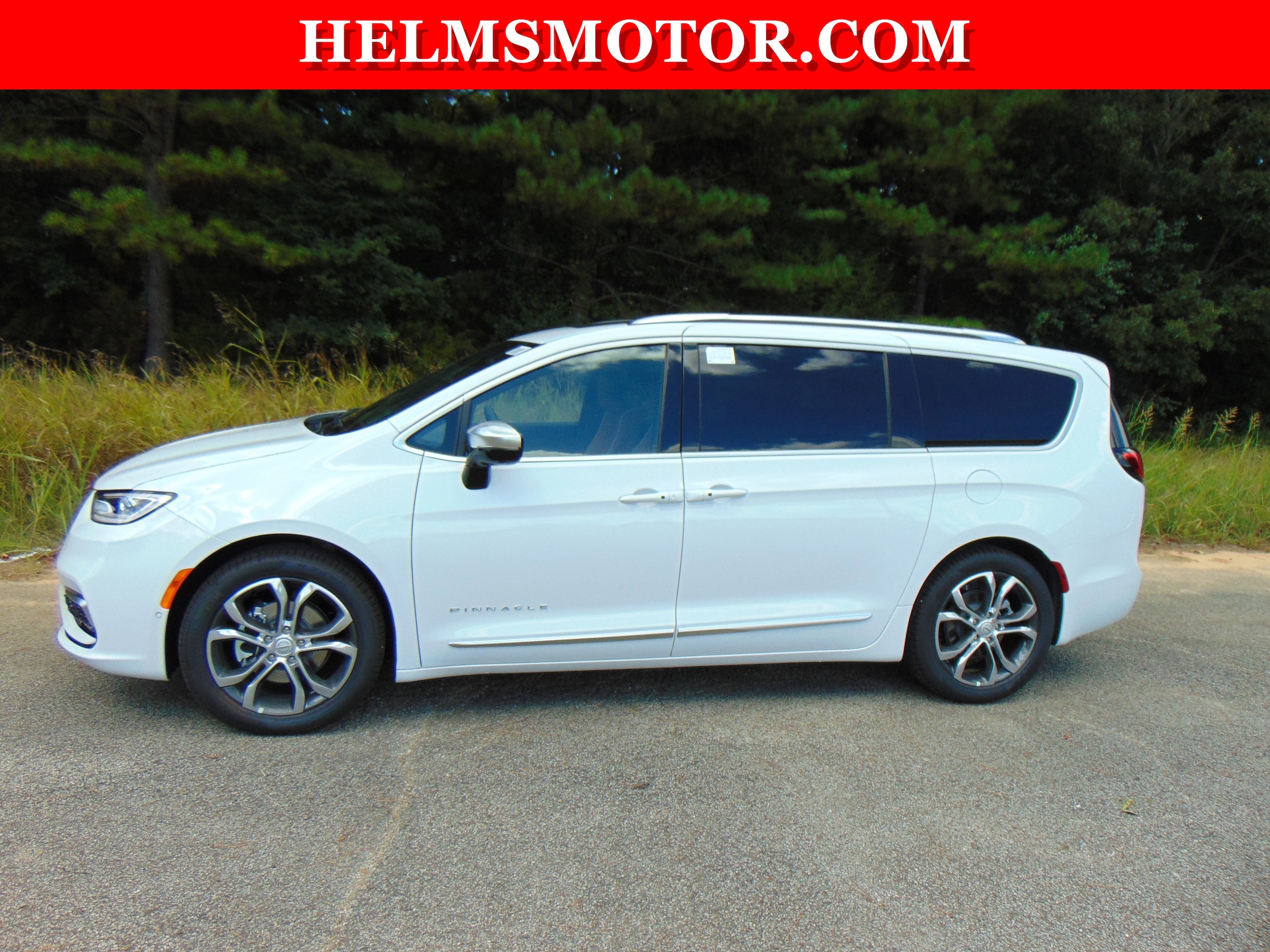 2026 Chrysler Pacifica Passenger Van 