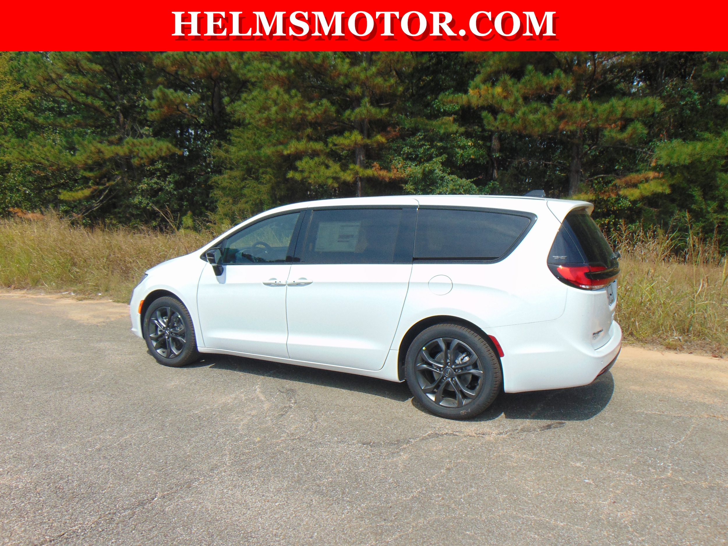 2026 Chrysler Pacifica Select - Photo 6