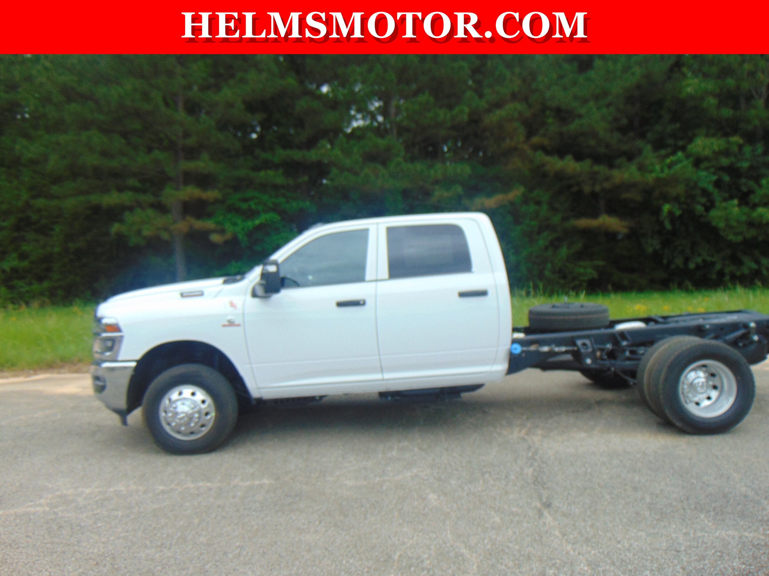 2025 Ram 3500 Tradesman photo 4