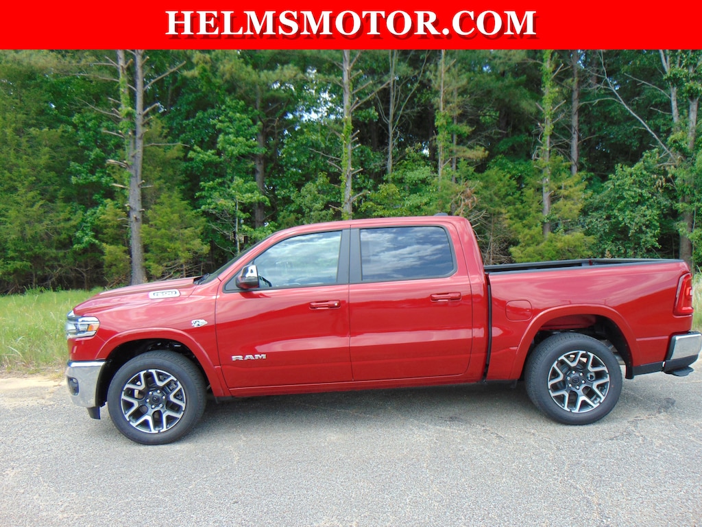 New 2026 Ram 1500 LARAMIE CREW CAB 4X4 5'7 BOX Pickup
