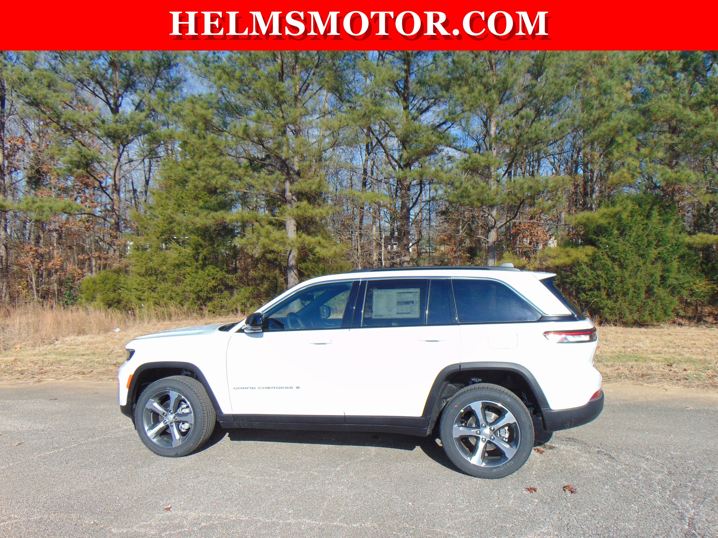 2025 Jeep Grand Cherokee Limited photo 4