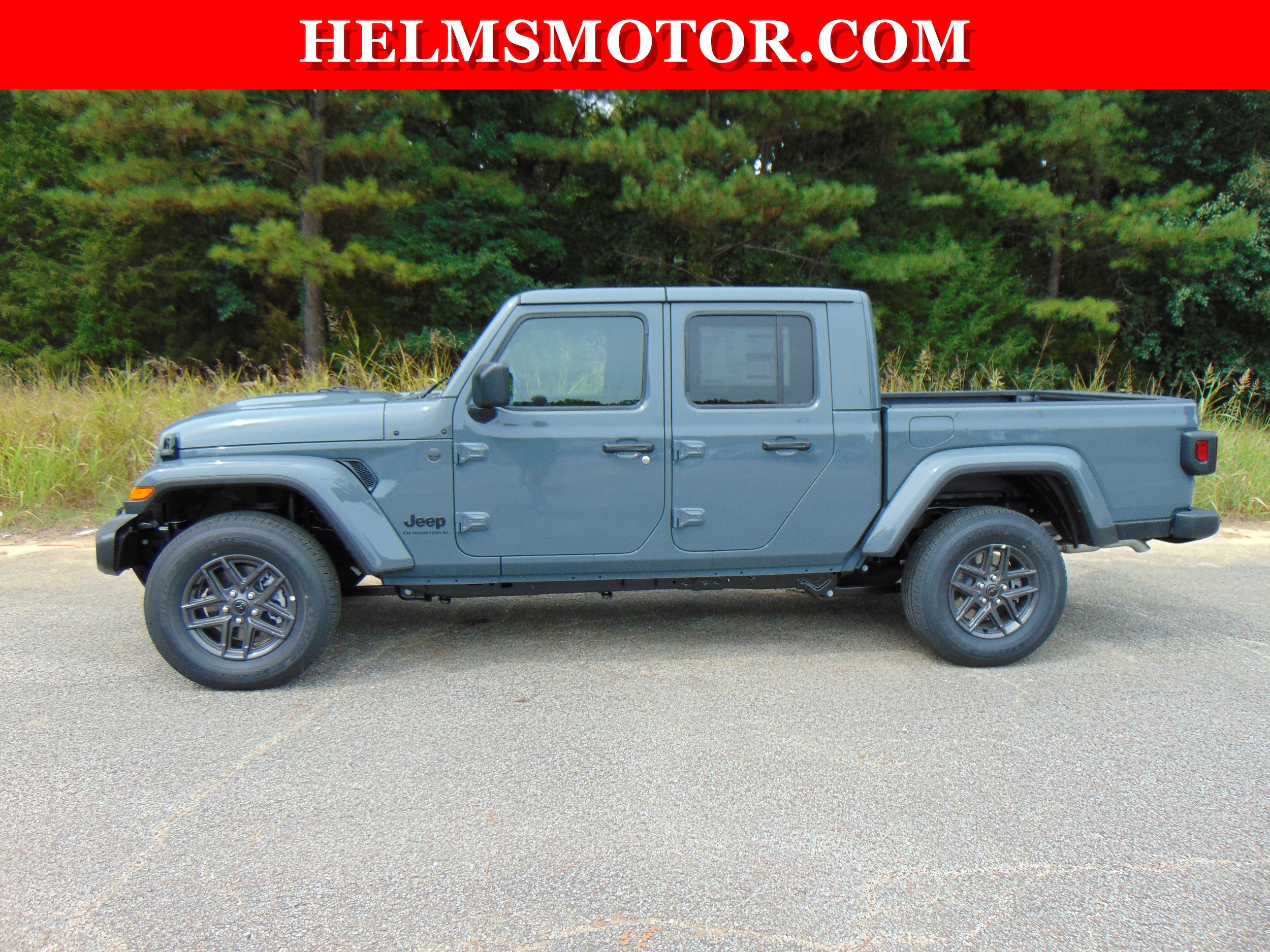 2025 Jeep Gladiator Pickup 
