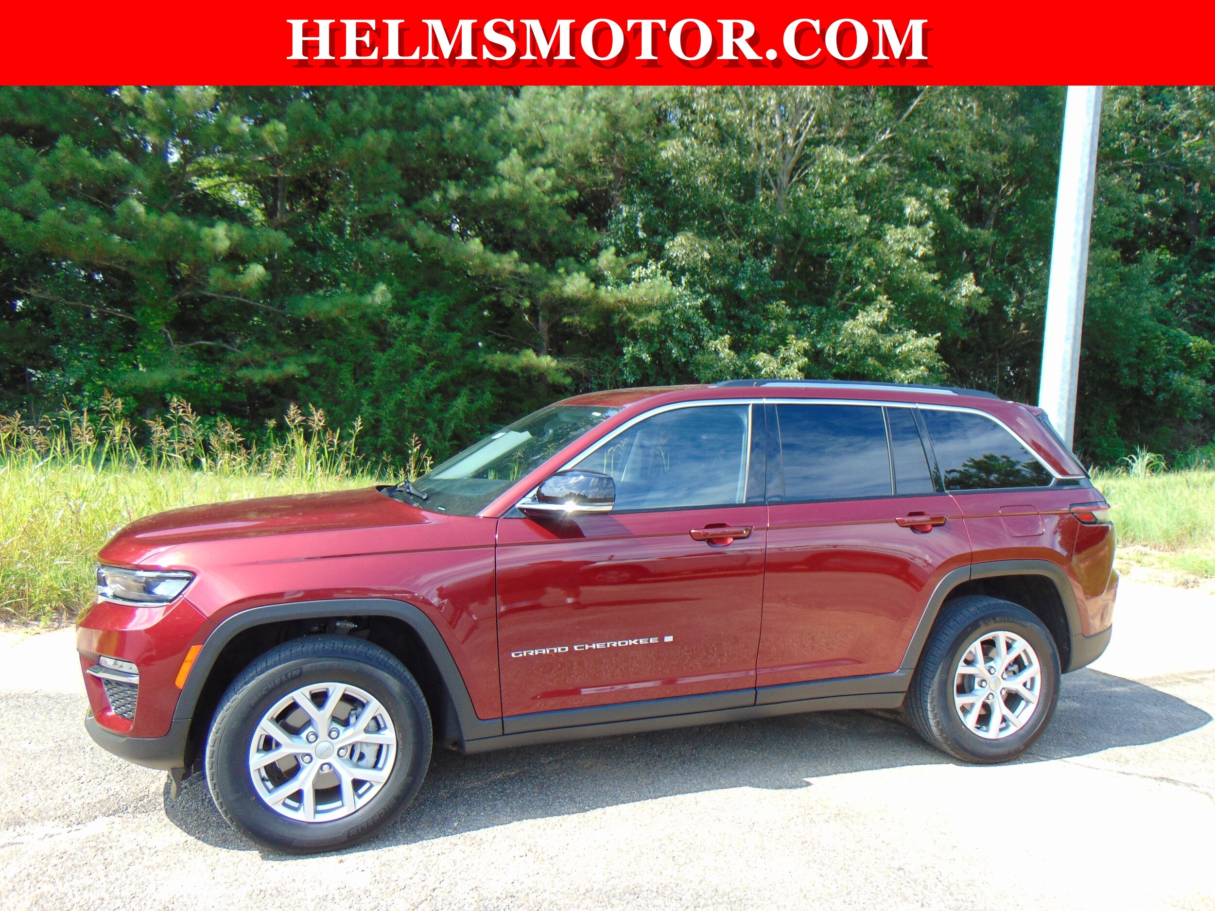 2022 Jeep Grand Cherokee Limited photo 2