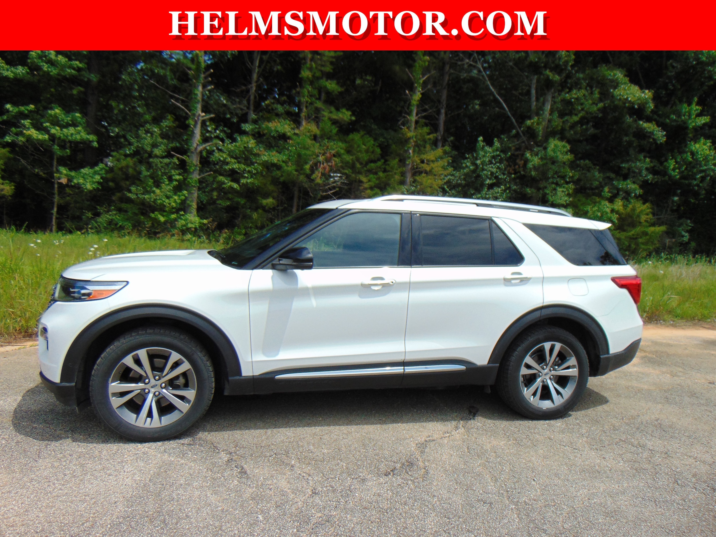 2020 Ford Explorer Platinum 4WD's photo