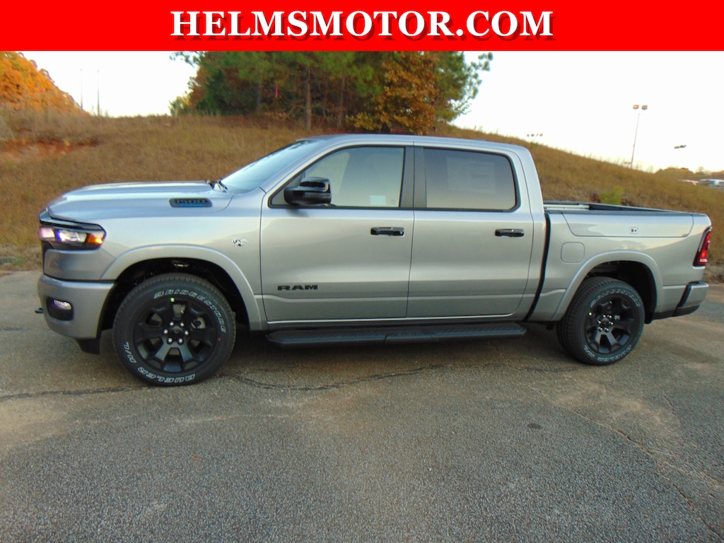 New 2026 Ram 1500 BIG HORN CREW CAB 4X4 5'7 BOX Pickup