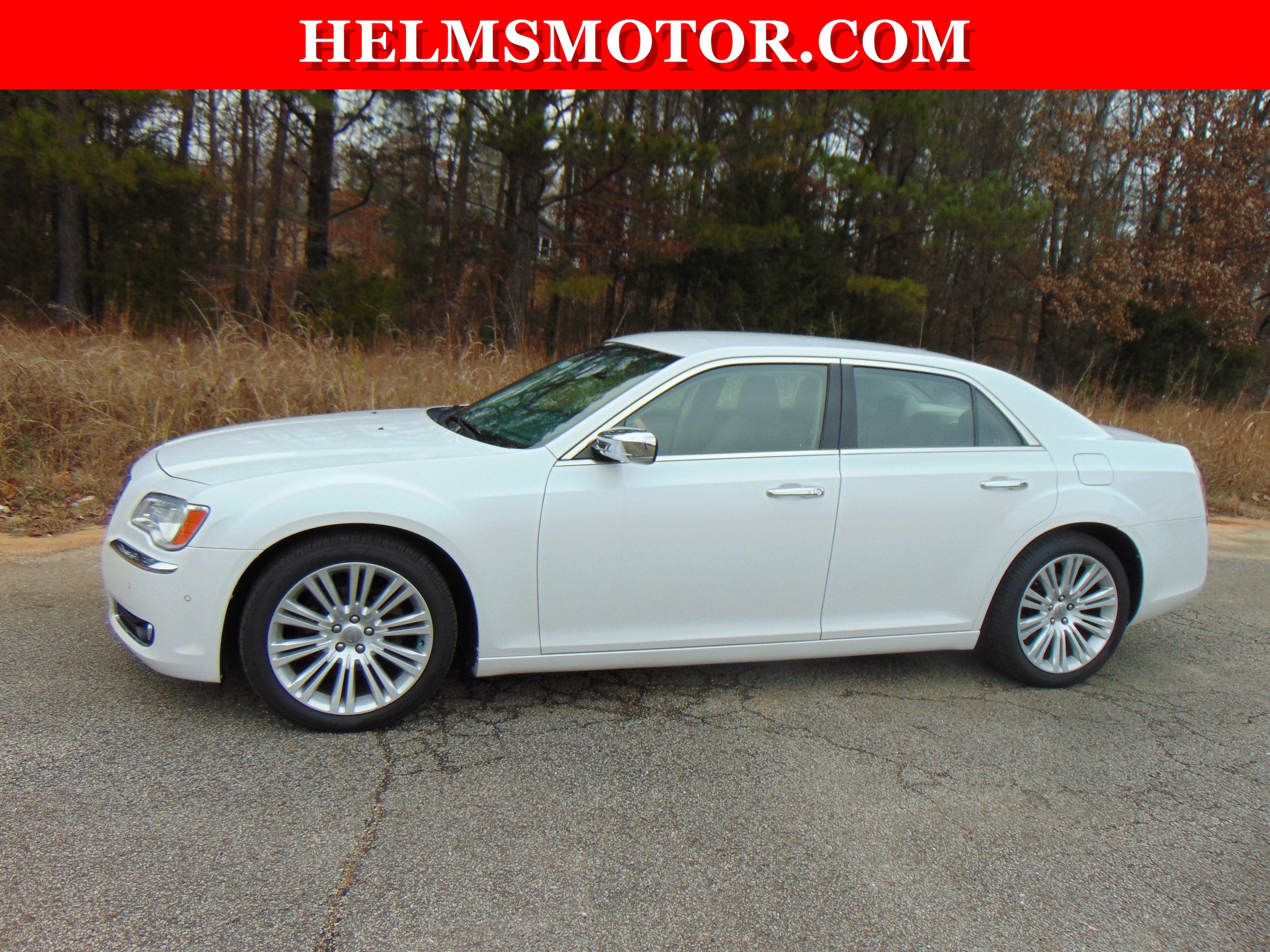 2014 Chrysler 300 C's photo