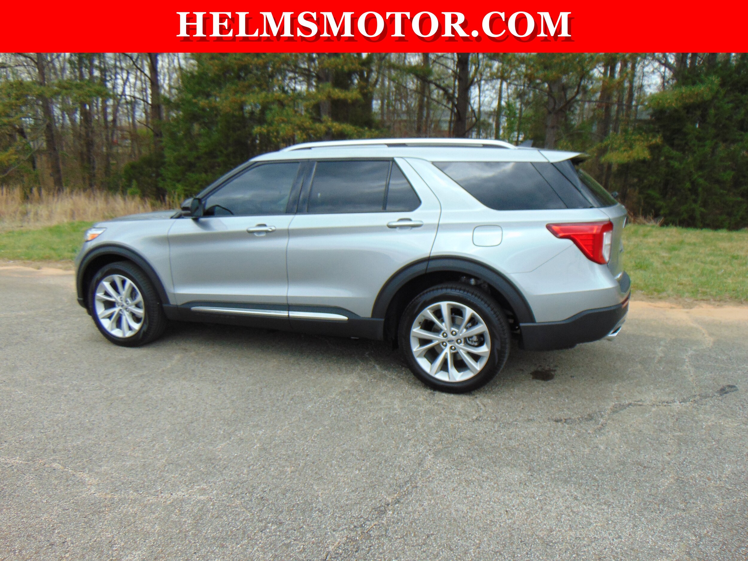 2023 Ford Explorer Platinum photo 4