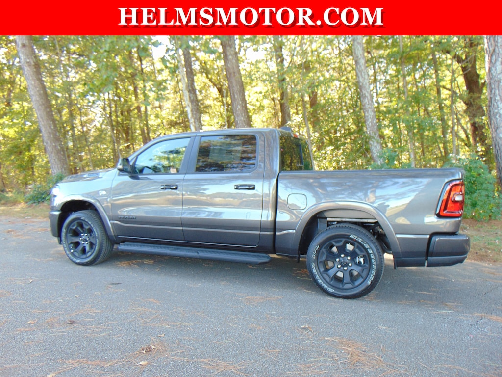 New 2026 Ram 1500 BIG HORN CREW CAB 4X4 5'7 BOX Pickup
